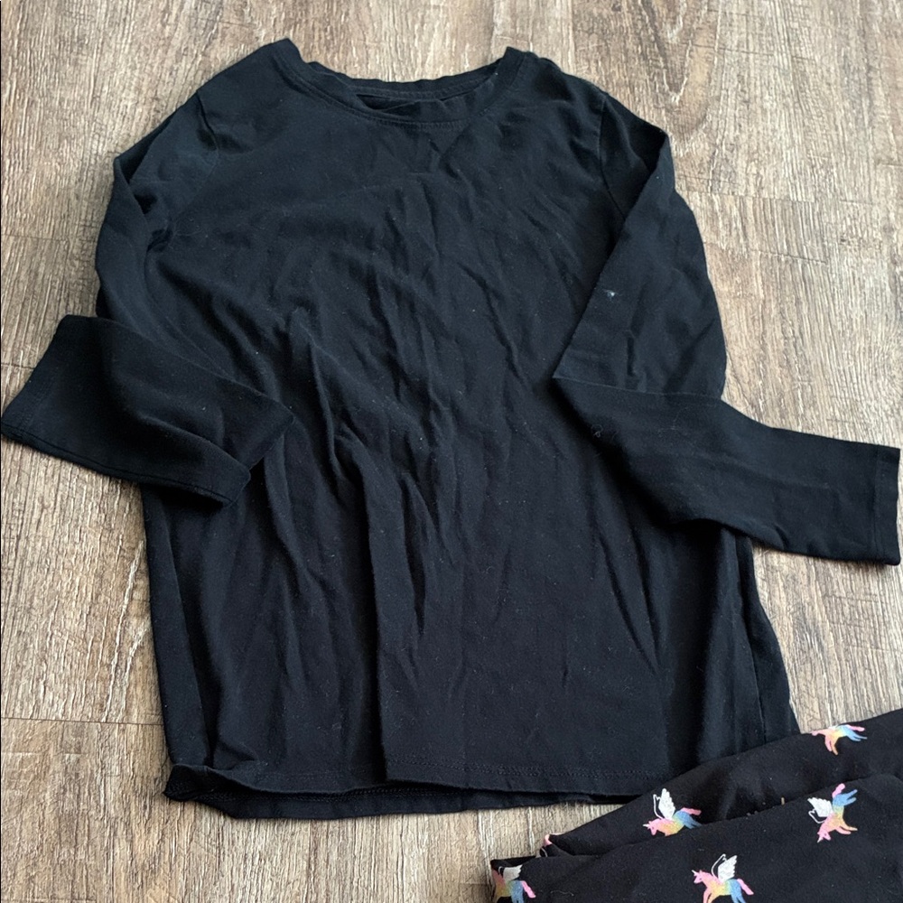 Kids Black Set with Colorful unicorn 🦄 Print - Picture 4 of 8
